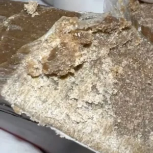 Mousse Hash vs Traditional Hash: Pros, Cons, Potency, And Which Style Suits You Best 10 KINGXIIIxRNTZ traditional premium hash variety image